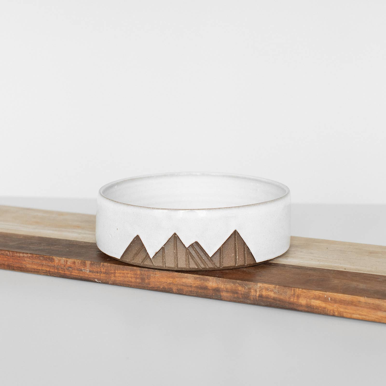 Carved Mountain Bowl - THE BOXER